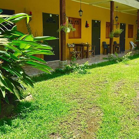 Posada Turistica Rocas De Cabo Marzo Bahia Solano Exteriér fotografie
