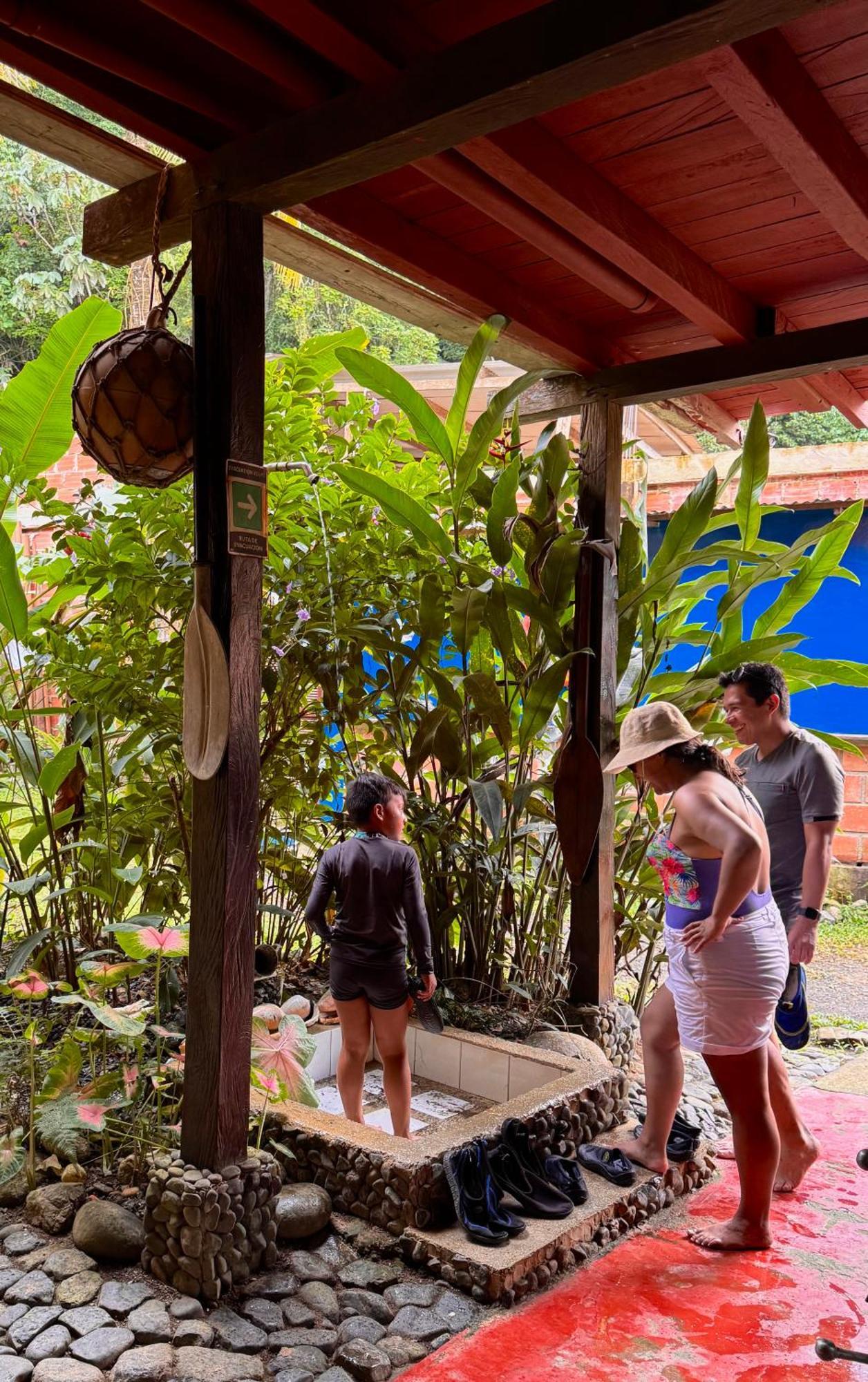 Posada Turistica Rocas De Cabo Marzo Bahia Solano Exteriér fotografie